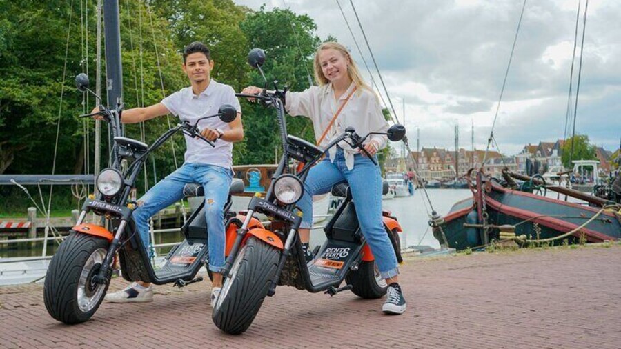 Self Guided E Chopper Tour in Weesp