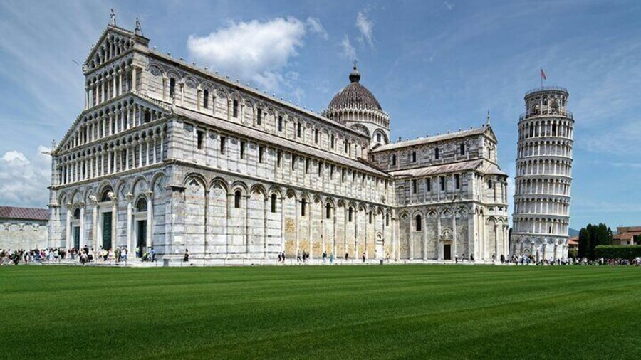 Timed Entrance Leaning Tower Pisa and Cathedral with Audio