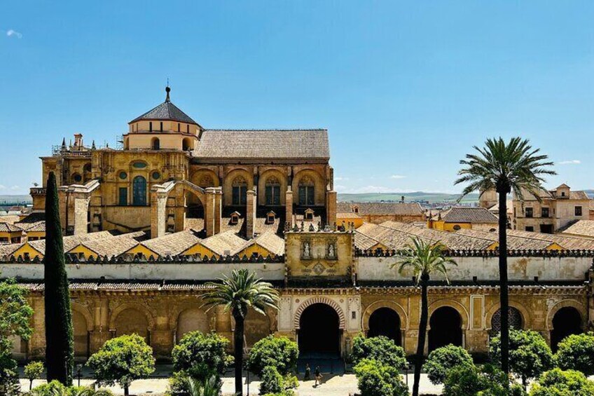 Cordoba Private 10 Hour Tour with Free Photographer