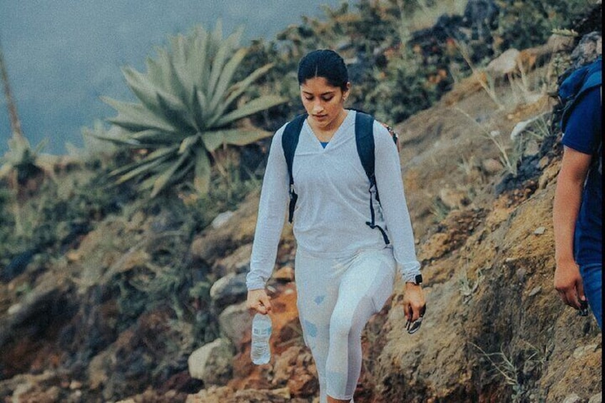Hiking Ilamatepec Volcano