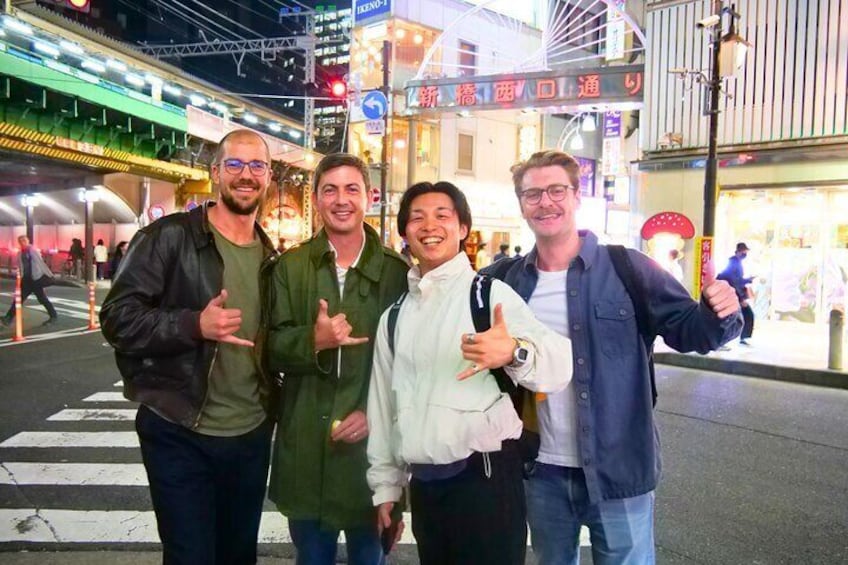 Tokyo Local Bar Hopping Tour in Shimbashi