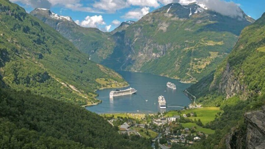 Geiranger Skywalk of Mount Dalsnibba and Eagle Road Experience