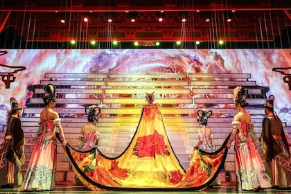 Xi'an Tang Dynasty Show Optional Hot Pot or Dumplings Banquet