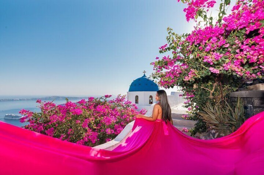 Flying Dress Photoshoot in Santorini with Pick Up &Changing Place