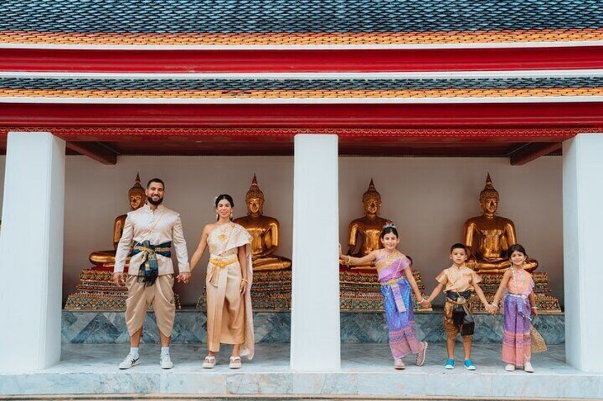 Thai Costume Rental and Photo Walk