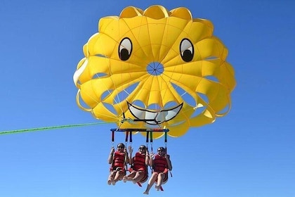 Parasailing in Hurghada