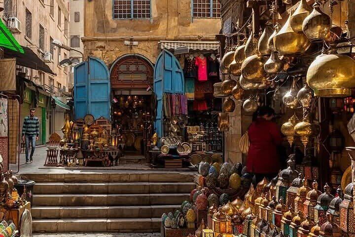 explore local markets and bazaars from cairo &lunch& private tour