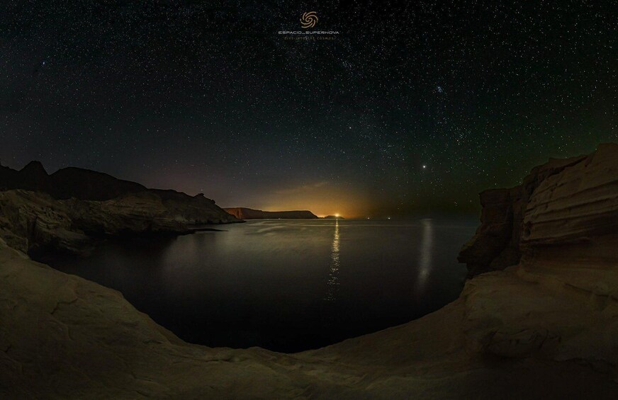 Picture 4 for Activity Cavalleria: Stargazing at the beach with Telescope