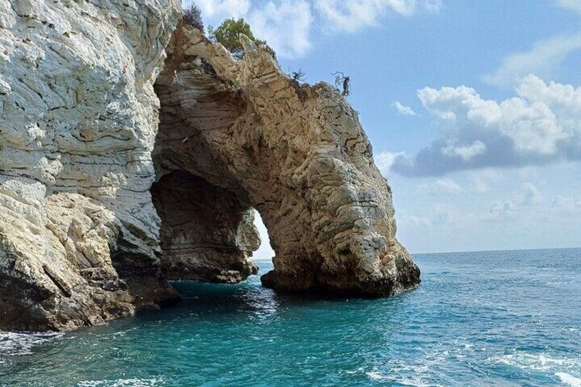 Guided Boat Tour Costa Del Gargano Caves Bays Tradition