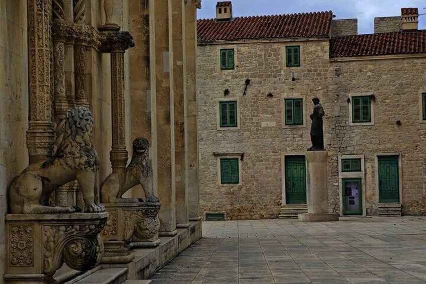 Sibenik Guided Walking Tour of the City Main Highlights