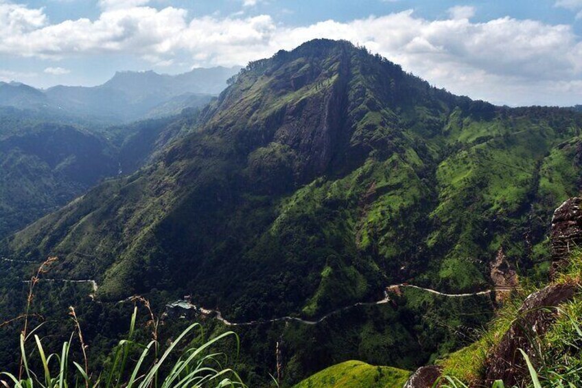 Explore Sigiriya, Kandy,Nuwaraeliya,Galle From Colombo