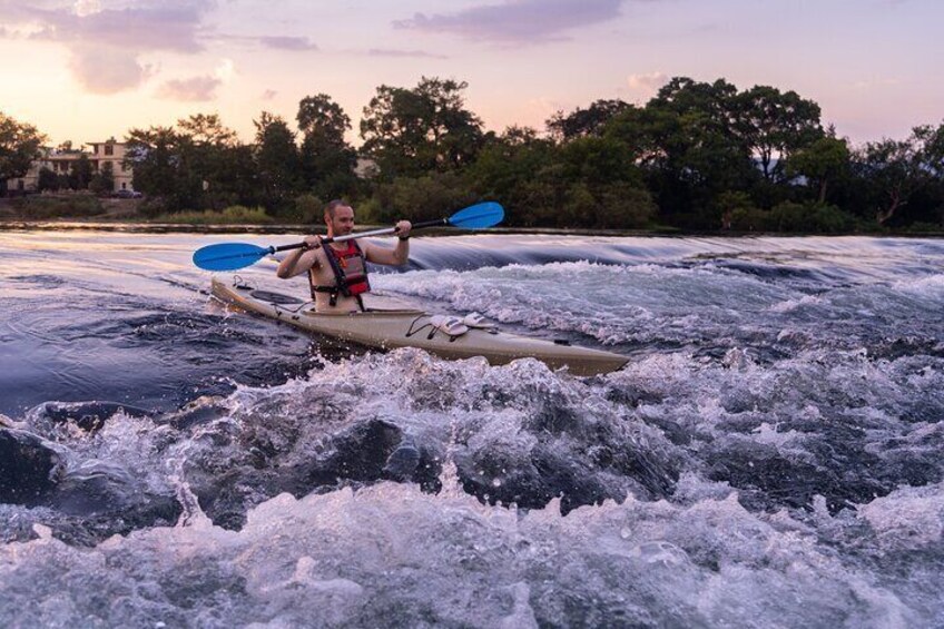 Immersing Guilin Via Kayaking