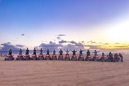 Experience Quad, Camel Riding and Dinner Show in Agafay