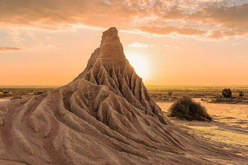 Mungo National Park: Mungo Lunette Guided Tour