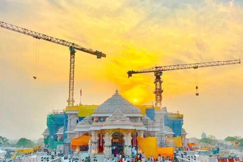 All inclusive Ayodhya Darshan Tour with Pickup