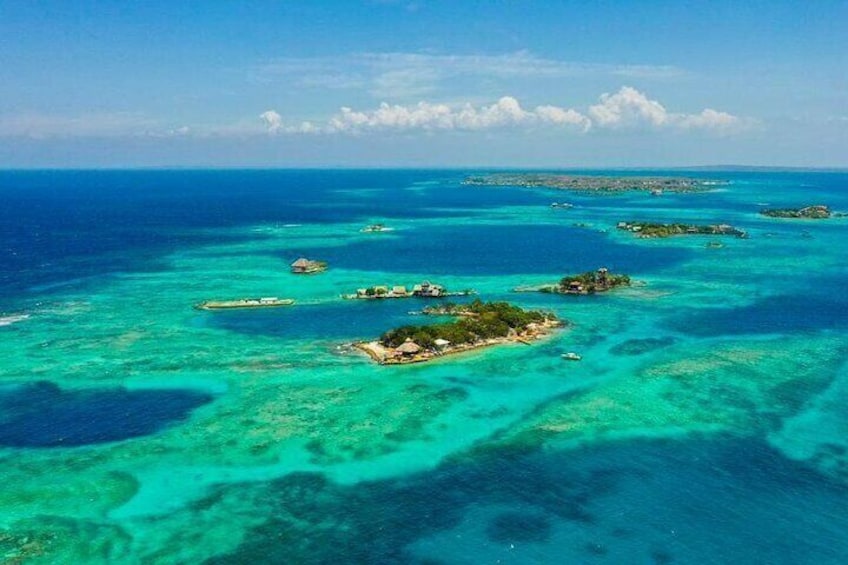 Full Day Rosary Islands and Playa Blanca Baru with Lunch