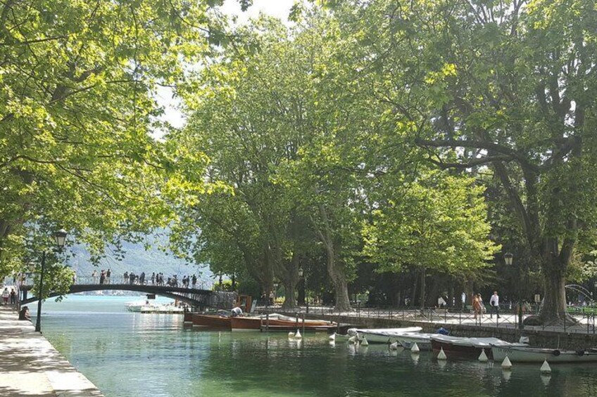 Annecy, the bridge of love