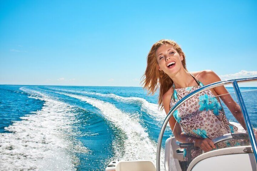 Private Speedboat For 1 Hour, Cruise the Coast - Sharm El Sheikh