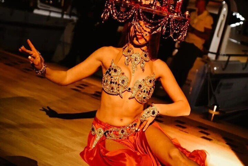 Spectacular Egypt Nights Live Cabaret & Dinner Show – Hurghada