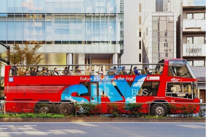 Sightseeing made easy and fun with Sky Hop Bus Tokyo!