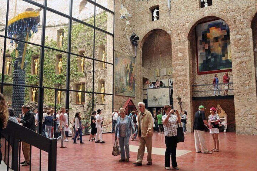 Girona and Dalí Museum Tour Art and History Adventure
