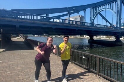 Visite matinale de Tokyo en jogging au bord de la rivière