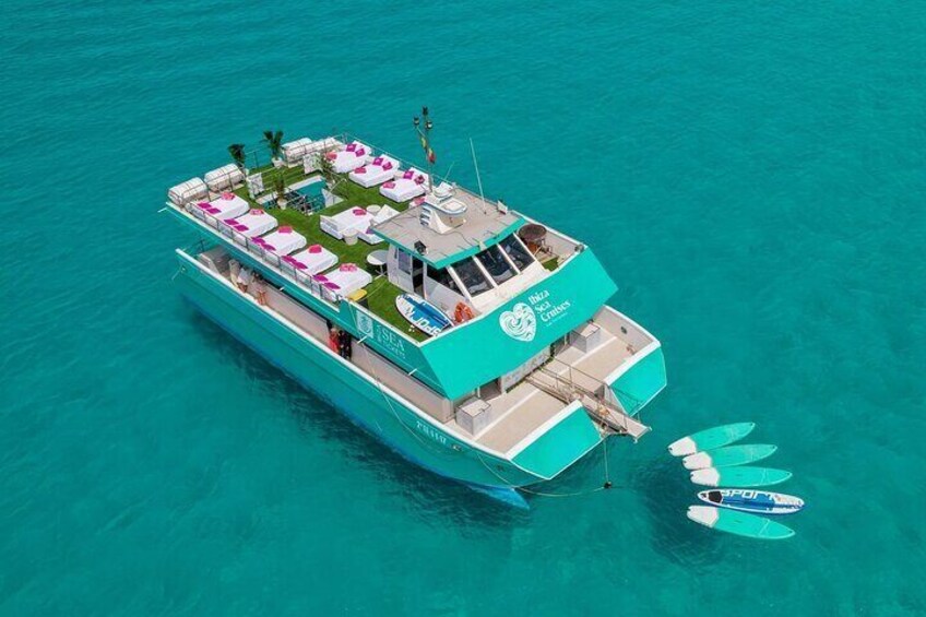 Formentera Boat Tour from Ibiza with Snorkeling and Lunch