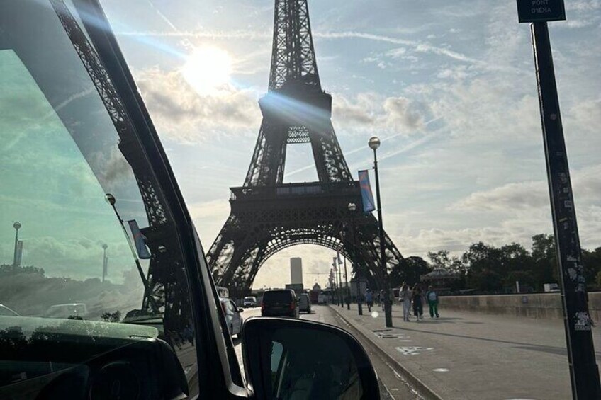 Paris Highlights Private and Customizable Tour