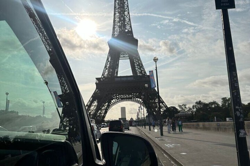 Paris Highlights Private and Customizable Tour