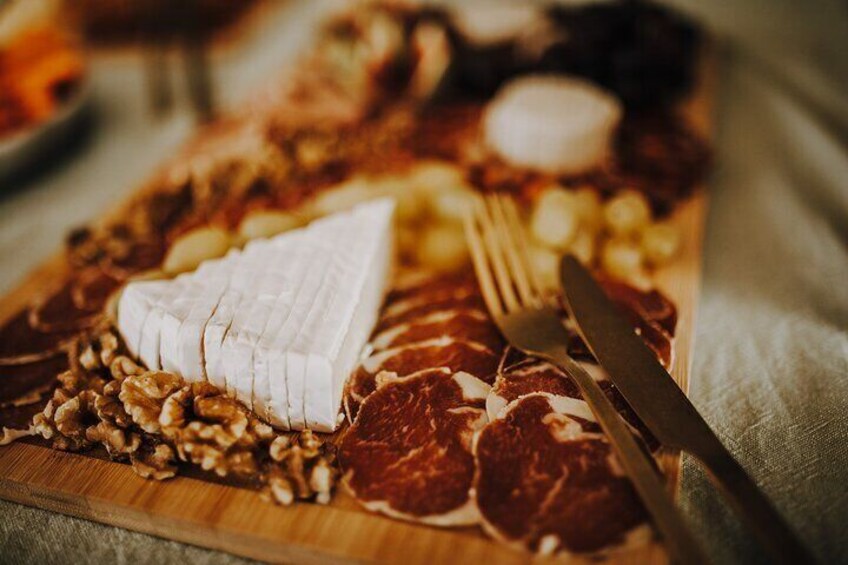 Regional product tapes, carefully selected to highlight what the best wines have to offer 