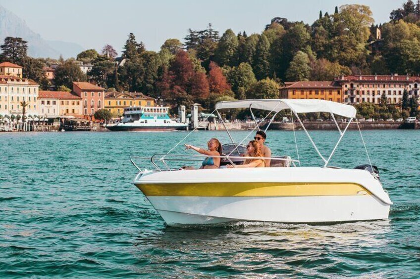 Self-driving Boat Rental in Como 