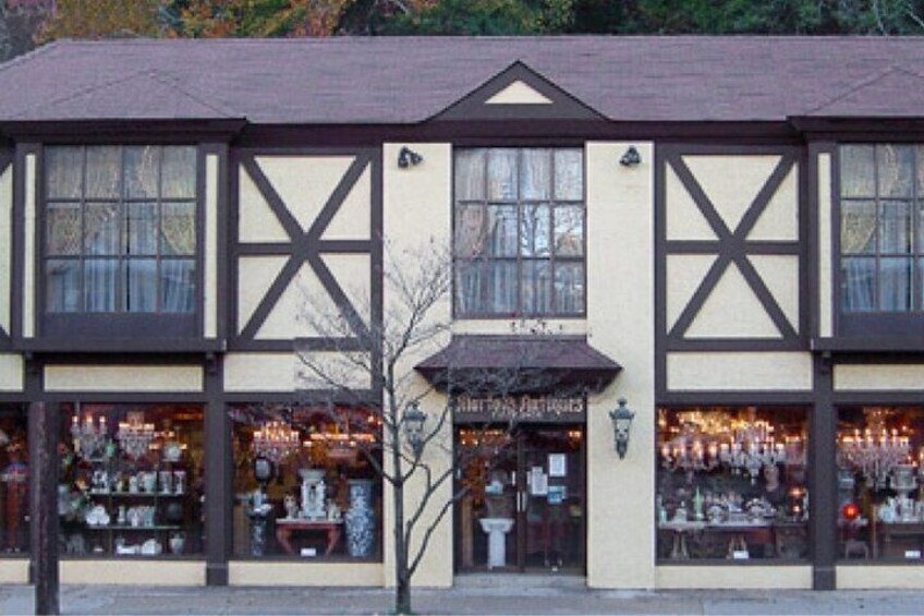 Gatlinburg Scavenger Hunt and Sights Self Guided Tour