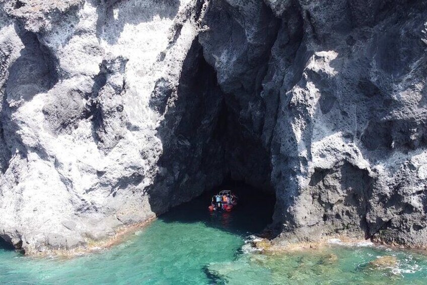 Volcanic caves in Cabo de Gata with Zonaktiva