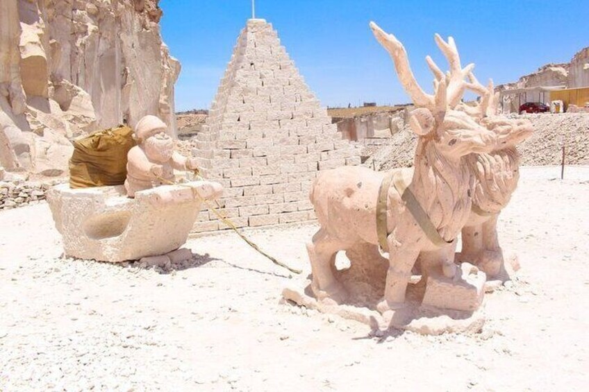 Tour to La Ruta del Sillar and Culesbrillas in Arequipa