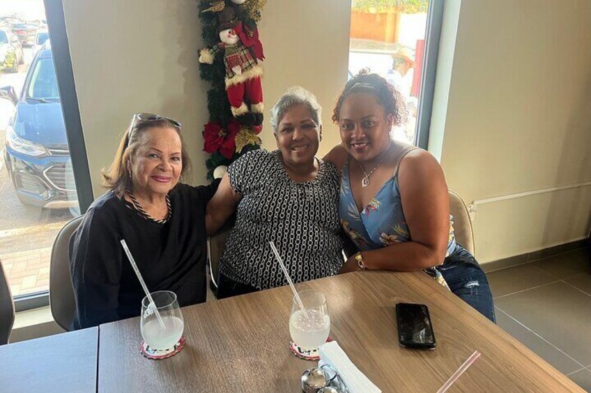 Bringing our tourist to enjoy some meal