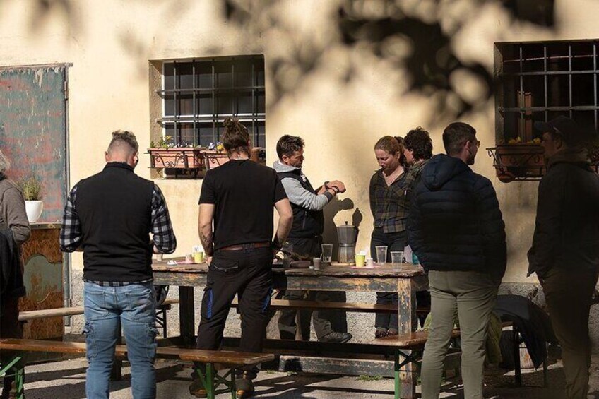 Winery Tour and Guided Tasting of Garda Wines in Valeggio