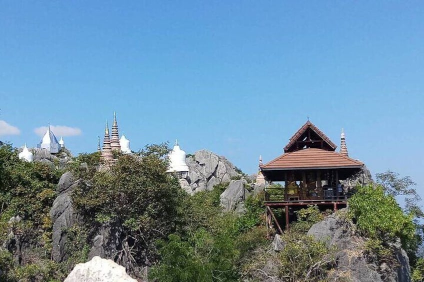 View from Wat Chaloem Phrakiat