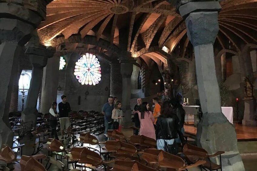 New! Guided tour Gaudí Crypt Small Group + audioguide Colònia Güell
