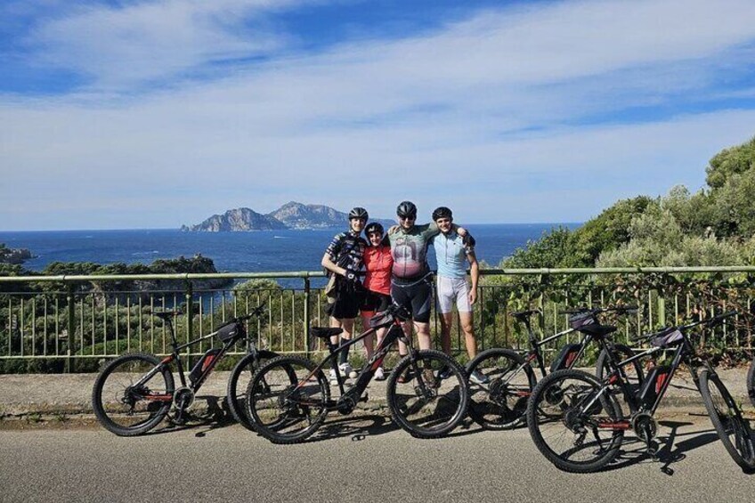 E-Bike tour in Sorrento Peninsula and wine tasting