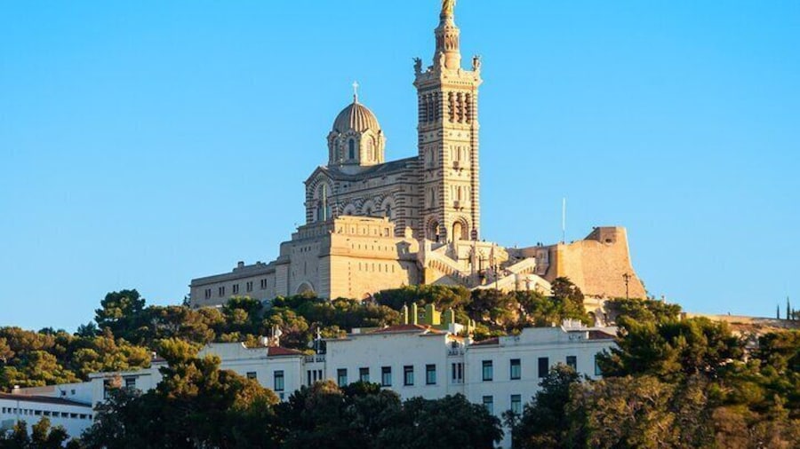 Best Intro to Marseille in 2 hours with a Local