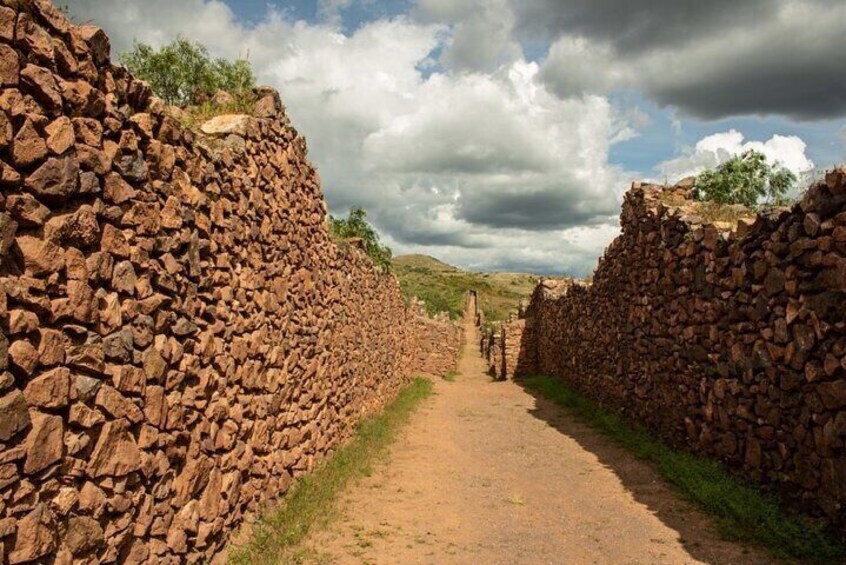 Avenues pre incas pikillaqta