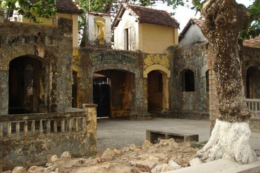 Half Day Historical Discovery of Con Dao Island