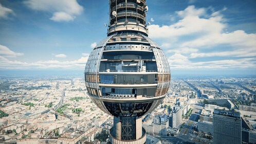 Berlin: TV Tower Entrance and VR Experience Tickets
