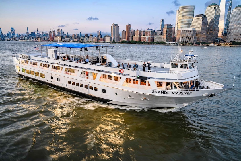 NYC: DJ, Dance and Live Music Show on Grand Mariner