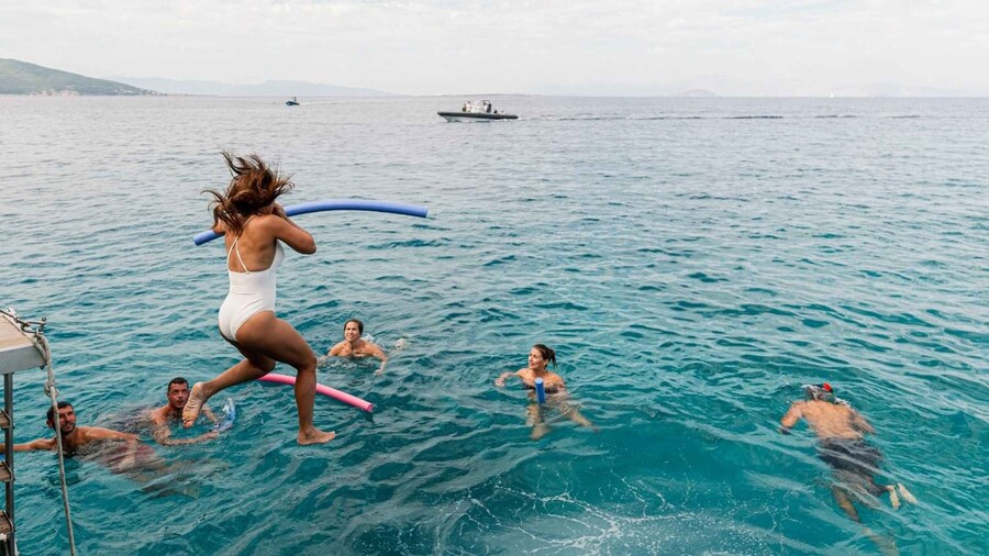 Athens: Half Day Swimming Cruise to the Saronic Islands