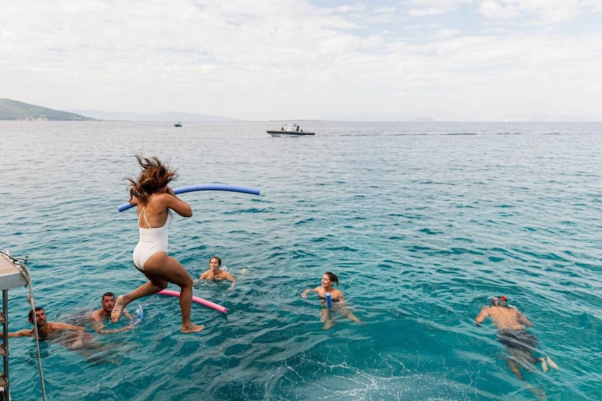 Athens: Half Day Swimming Cruise to the Saronic Islands