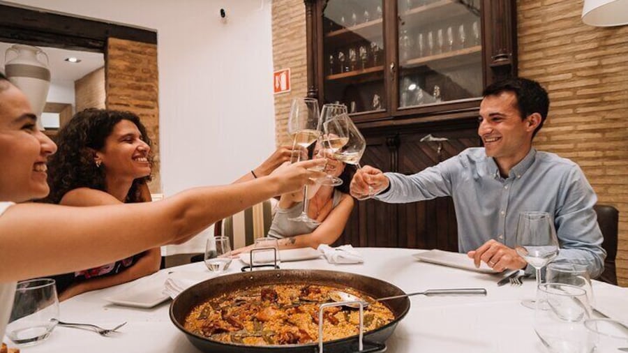 Valencia Authentic Paella & Local Delicacies Food Tour