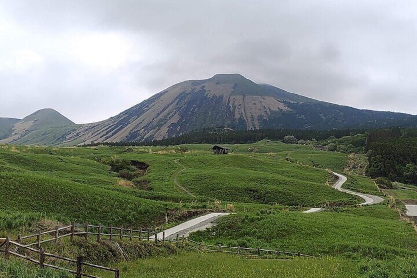 Aso Volcano-1