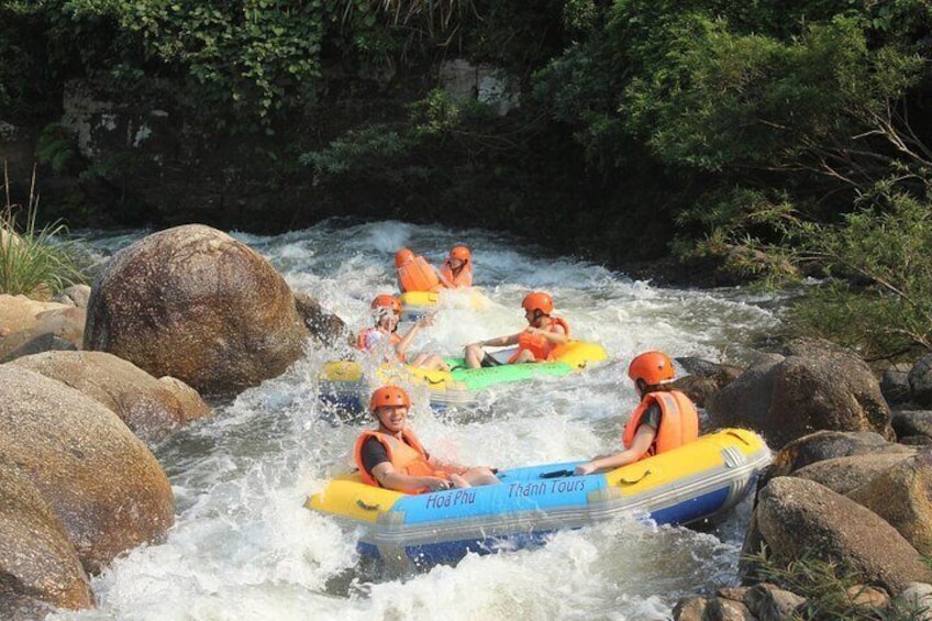 Experience Best of Danang via Zipline Canoe