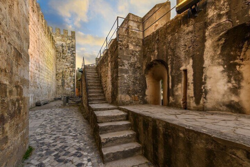 Lisbon's Castle Experience and Museum Access